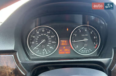 Седан BMW 3 Series 2011 в 