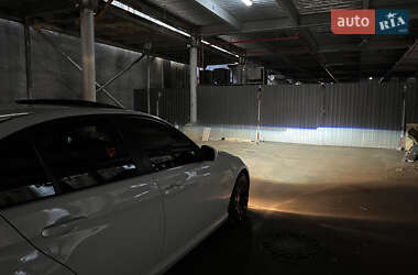 Седан BMW 3 Series 2011 в 