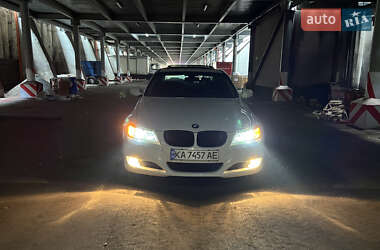 Седан BMW 3 Series 2011 в 