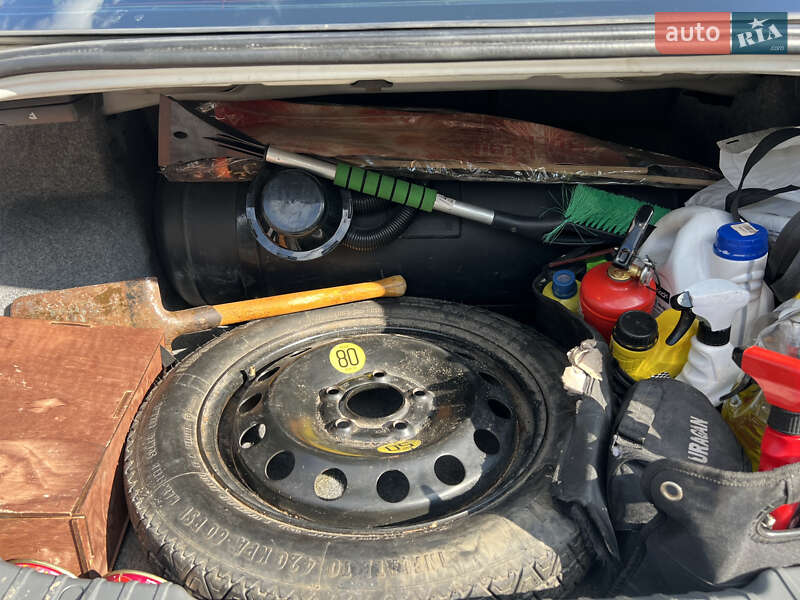 Седан BMW 3 Series 2011 в Киеве