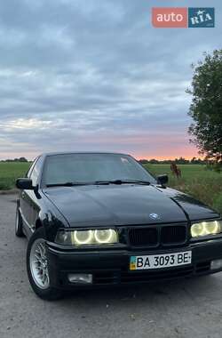 Седан BMW 3 Series 1992 в Києві