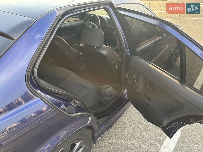 Седан BMW 3 Series 1996 в Киеве