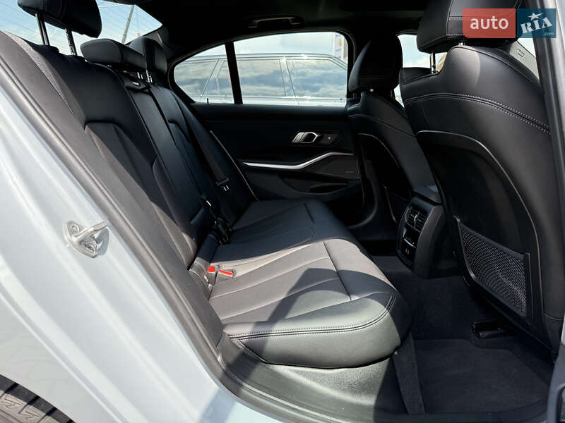 Седан BMW 3 Series 2023 в Львові фото 18 Седан BMW 3 Series 2023 в Львові