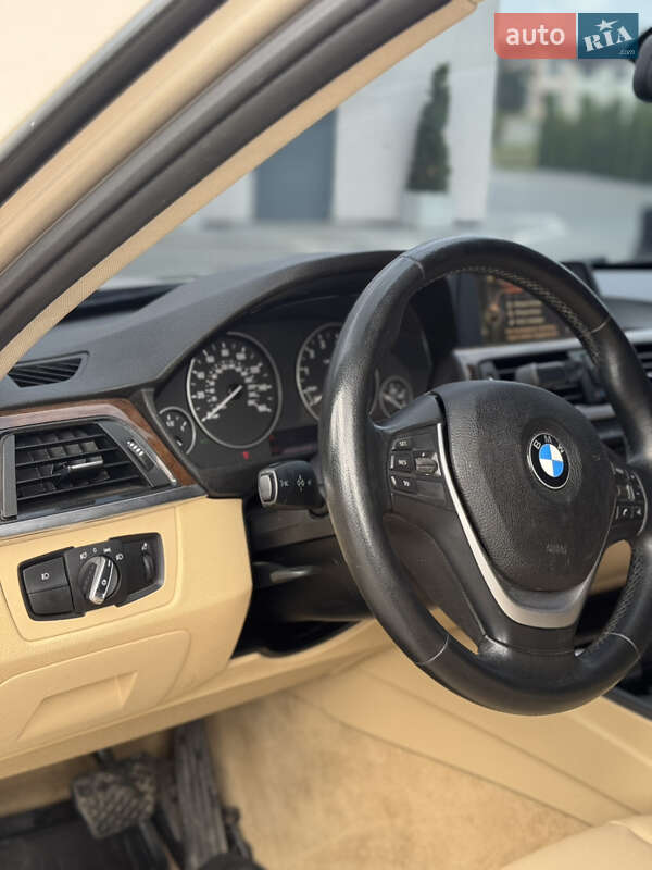 Седан BMW 3 Series 2015 в Кременце