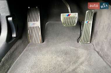 Седан BMW 3 Series 2011 в 