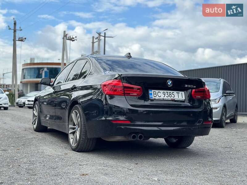 Седан BMW 3 Series 2016 в Львові