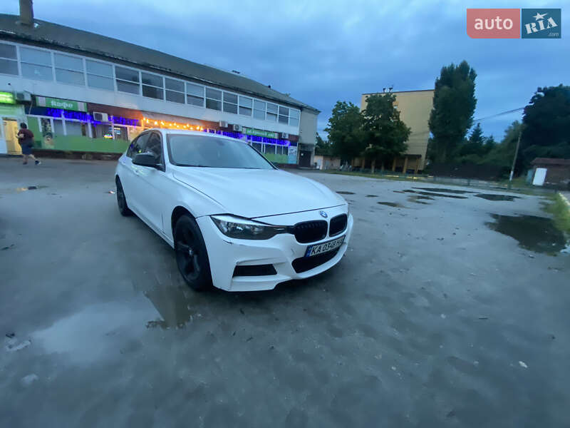 BMW 3 Series 2012