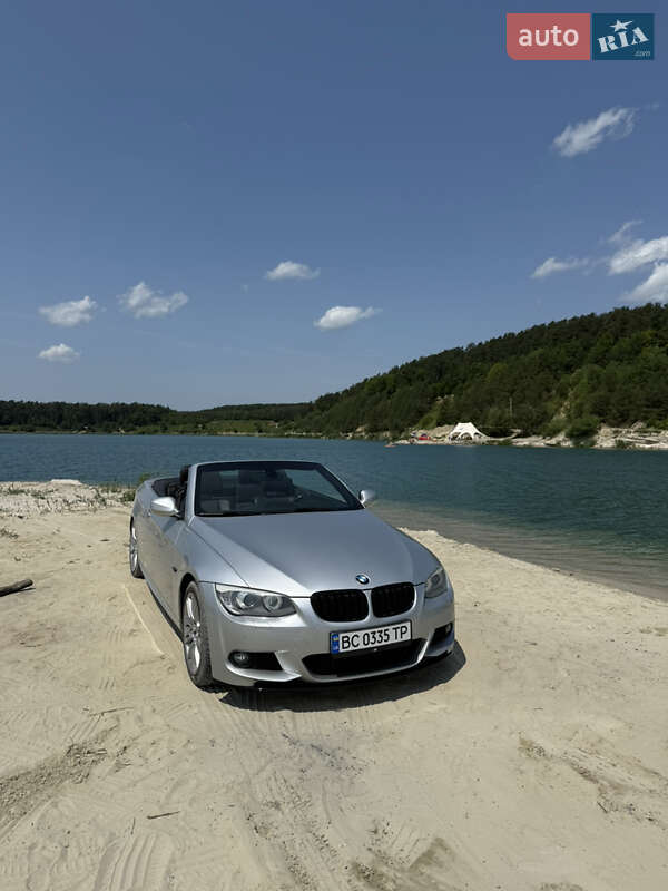BMW 3 Series 2011
