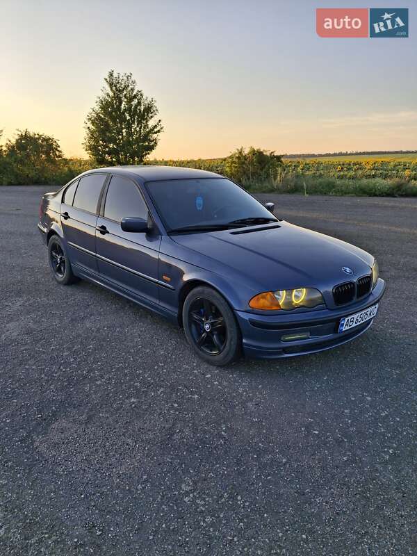 Седан BMW 3 Series 1998 в Мурованих Курилівцях
