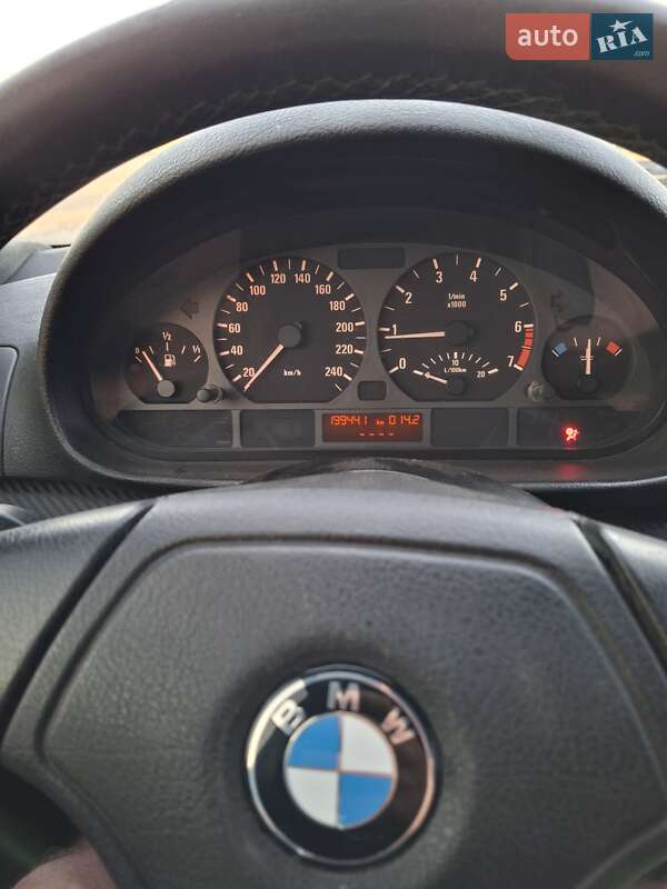 Седан BMW 3 Series 1998 в Мурованих Курилівцях