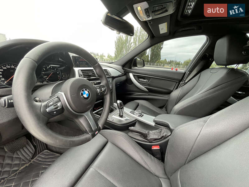 Седан BMW 3 Series 2015 в Киеве