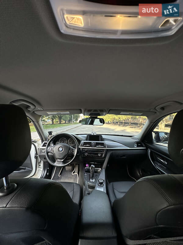 Седан BMW 3 Series 2012 в Желтых Водах