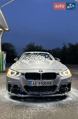 Седан BMW 3 Series 2011 в Кривом Роге