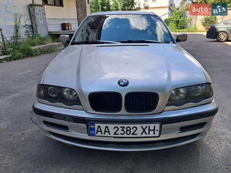 Седан BMW 3 Series 1999 в Киеве