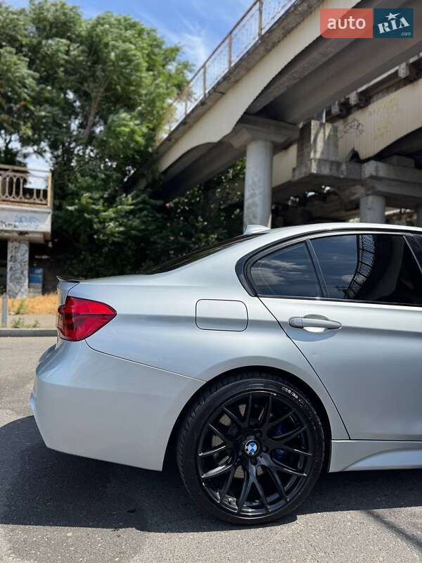 Седан BMW 3 Series 2015 в Одессе фото 4 Седан BMW 3 Series 2015 в Одессе