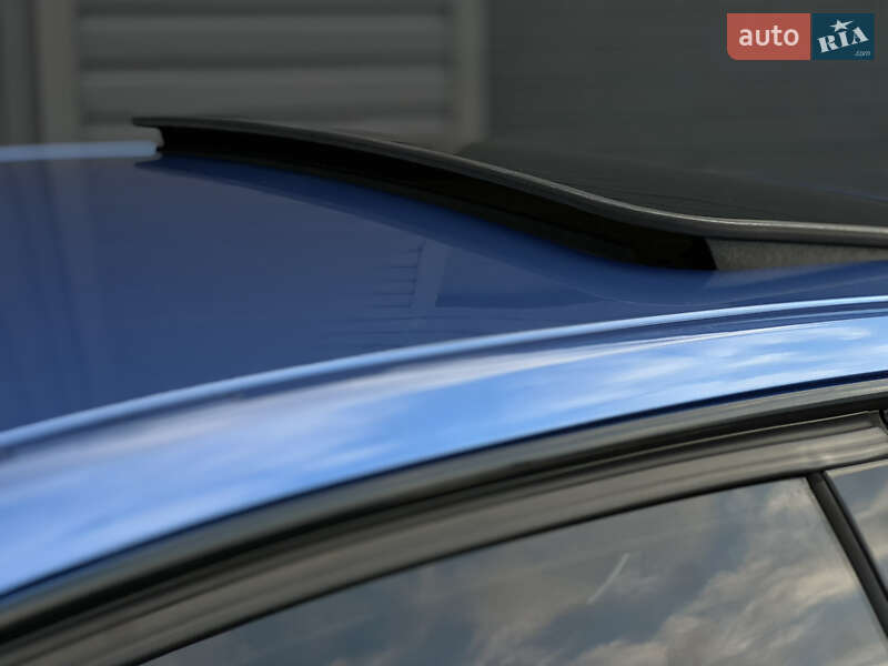 Седан BMW 3 Series 2014 в Кропивницькому