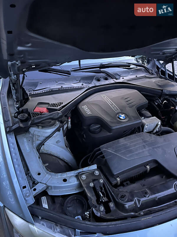 Седан BMW 3 Series 2012 в Косове