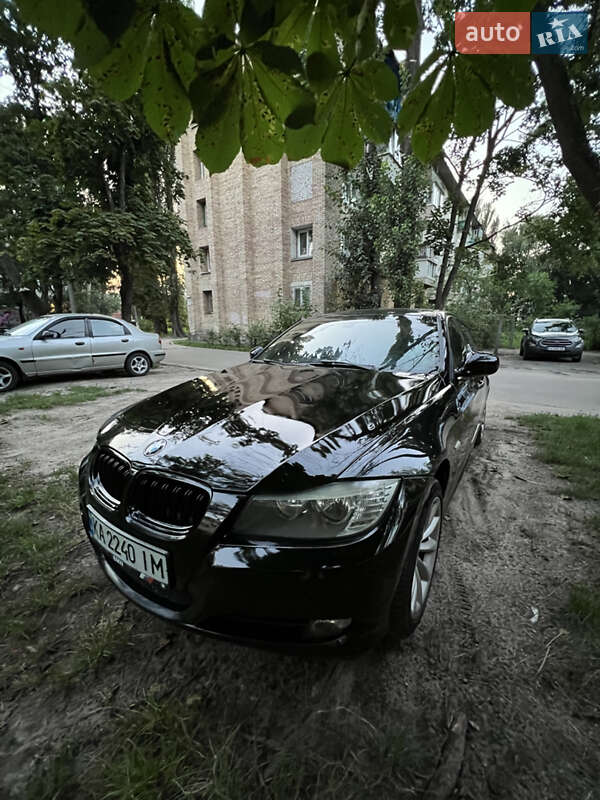 Седан BMW 3 Series 2011 в Києві