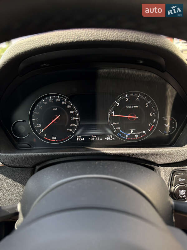 Седан BMW 3 Series 2017 в Киеве