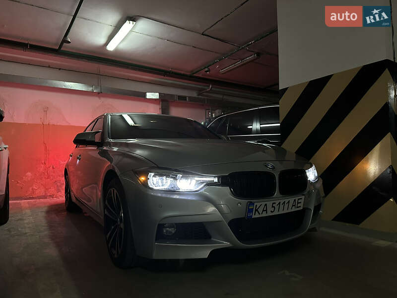 Седан BMW 3 Series 2017 в Киеве