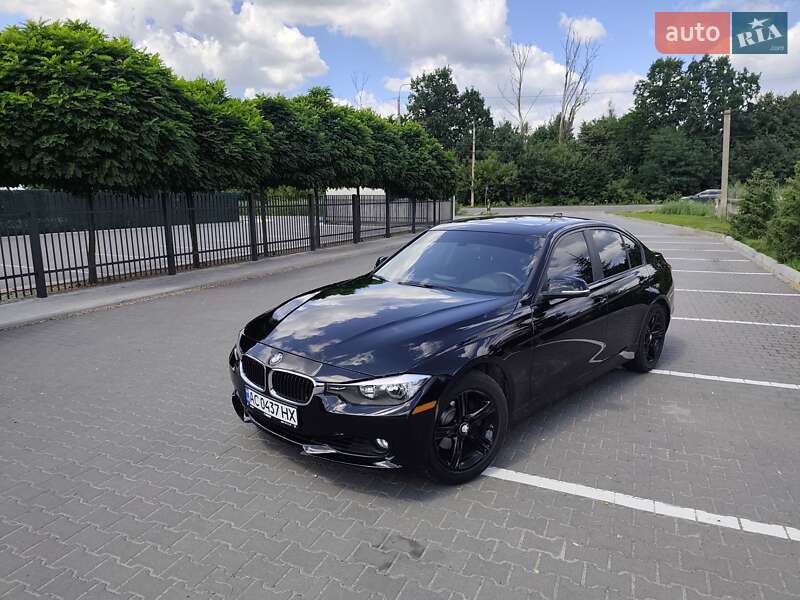 Седан BMW 3 Series 2015 в Луцьку