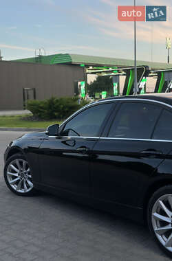 Седан BMW 3 Series 2013 в 
