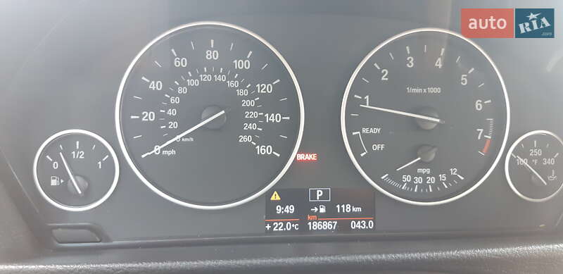 Седан BMW 3 Series 2013 в Корюковке