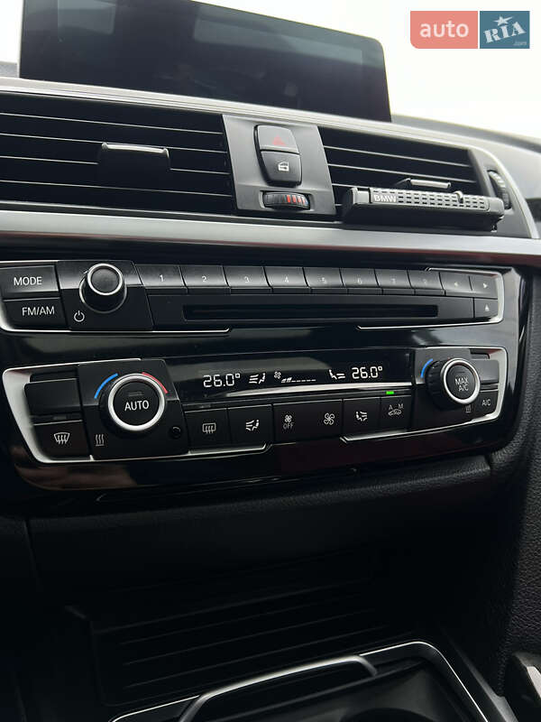 Седан BMW 3 Series 2016 в Борисполі