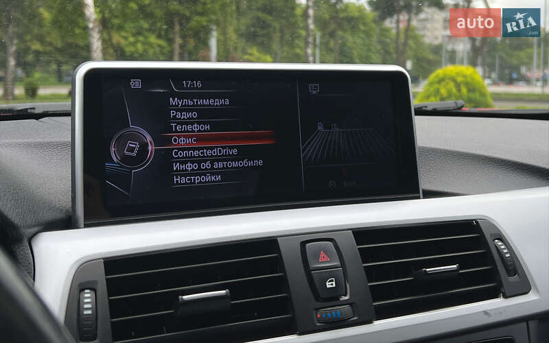 Седан BMW 3 Series 2013 в Львове