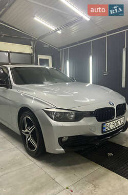 Седан BMW 3 Series 2014 в Яворове