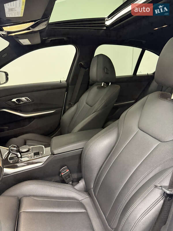 Седан BMW 3 Series 2019 в Одесі