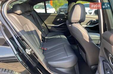 Седан BMW 3 Series 2019 в  фото 23 Седан BMW 3 Series 2019 в