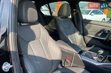 Седан BMW 3 Series 2019 в  фото 25 Седан BMW 3 Series 2019 в