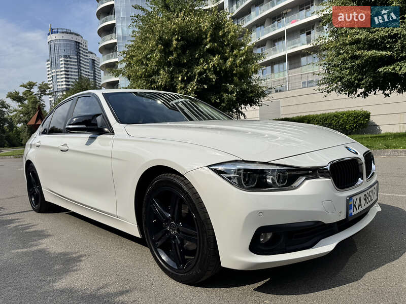 BMW 3 Series 2017