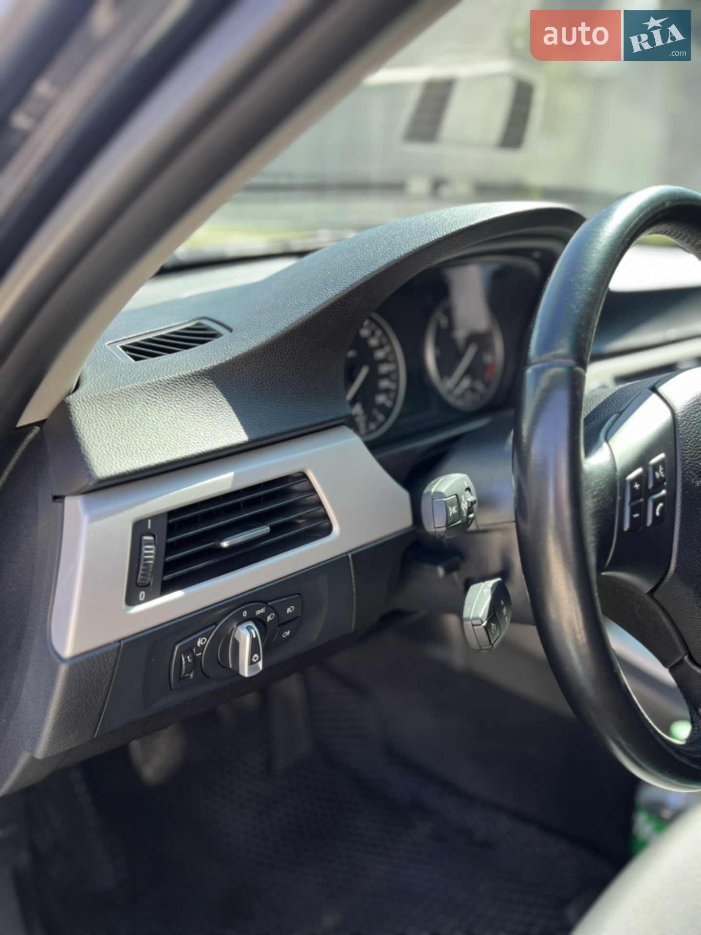 2010 BMW 3er - мініатюра 15