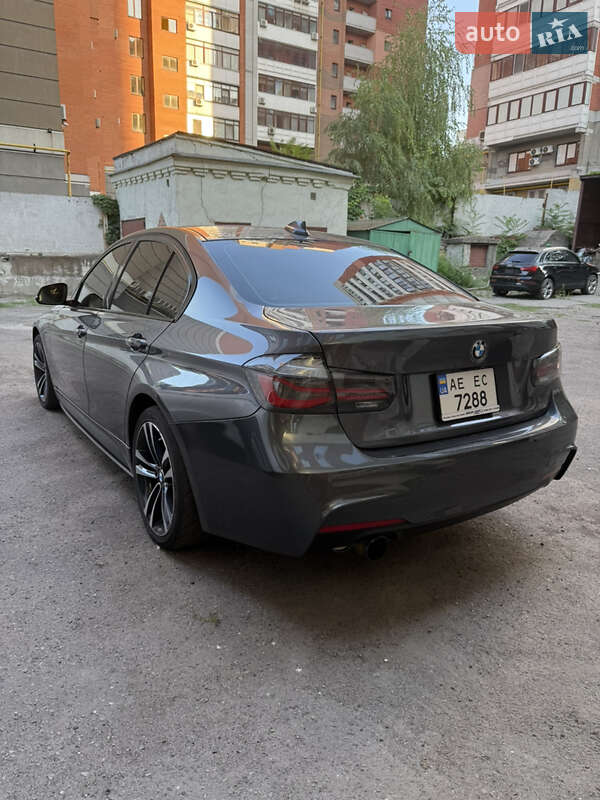 Седан BMW 3 Series 2017 в Днепре