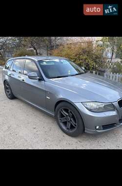 Универсал BMW 3 Series 2010 в Киеве