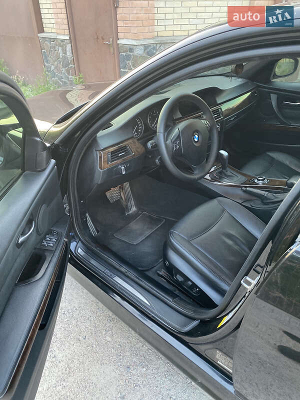 Седан BMW 3 Series 2009 в Кременчуге фото 12 Седан BMW 3 Series 2009 в Кременчуге