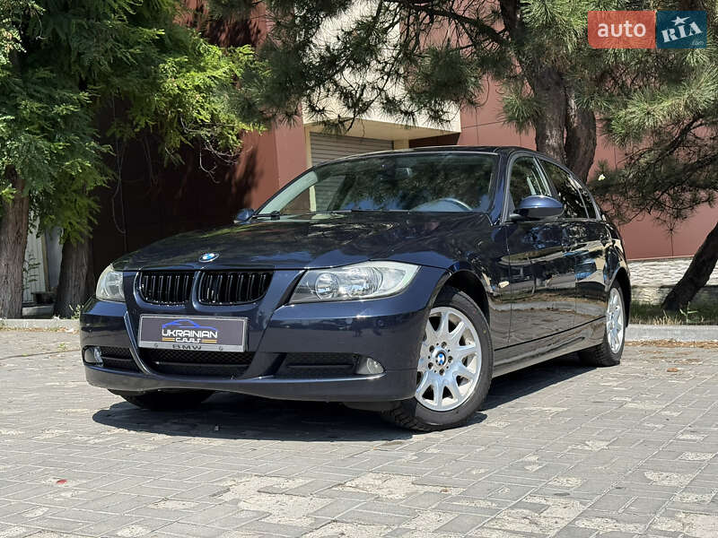 BMW 3 Series 2005
