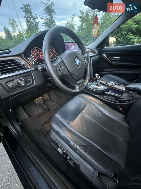Седан BMW 3 Series 2012 в Хмельницькому
