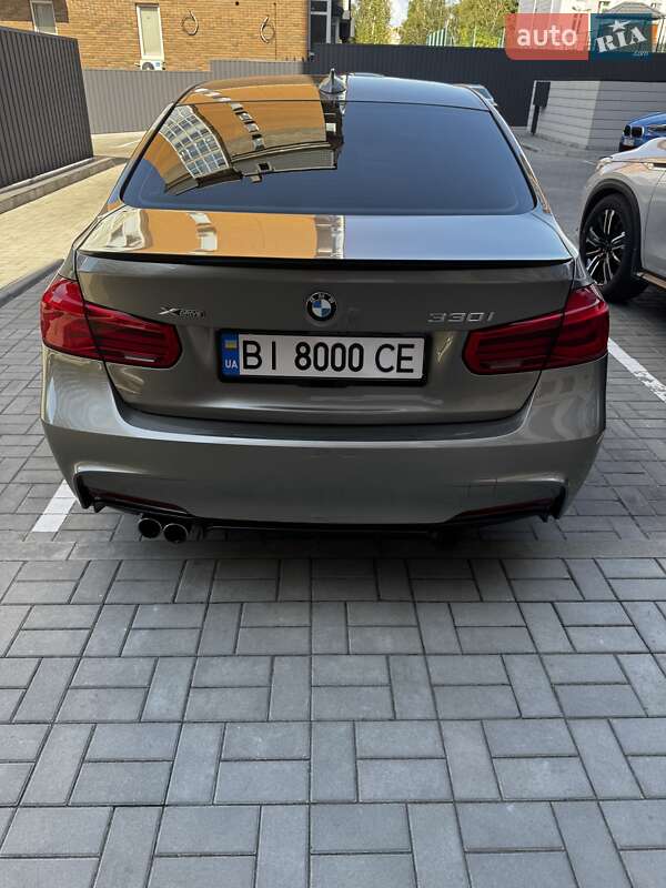 Седан BMW 3 Series 2018 в Кременчуге