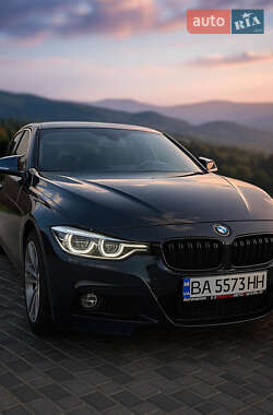 Седан BMW 3 Series 2015 в Кропивницком