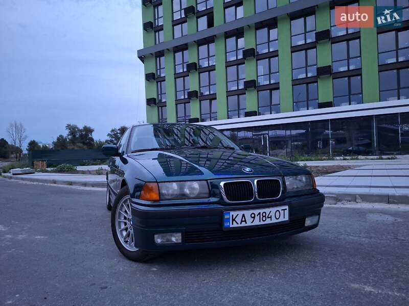 Седан BMW 3 Series 1997 в Киеве