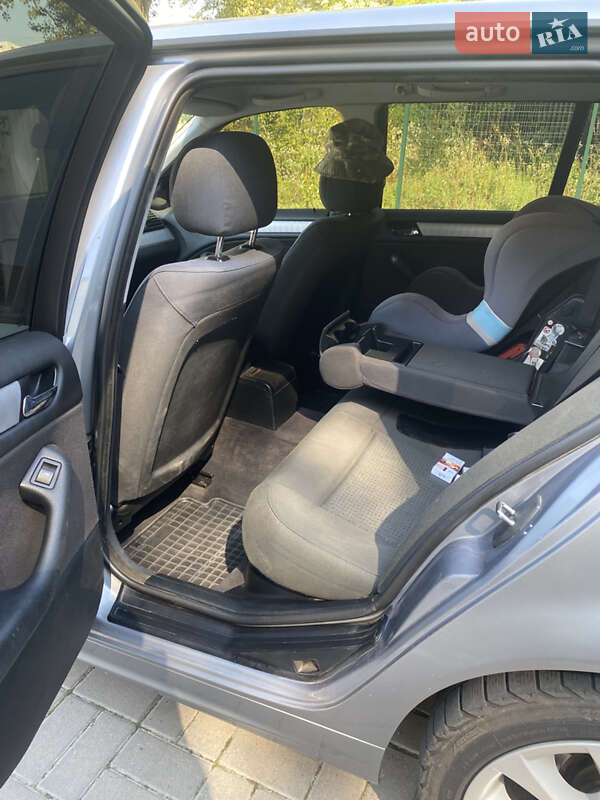 Универсал BMW 3 Series 2004 в Киеве