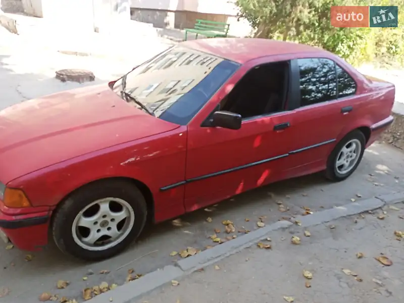 BMW 3 Series 1992