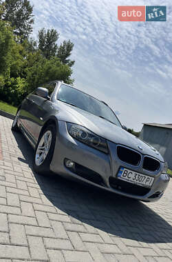 Універсал BMW 3 Series 2010 в Золочеві