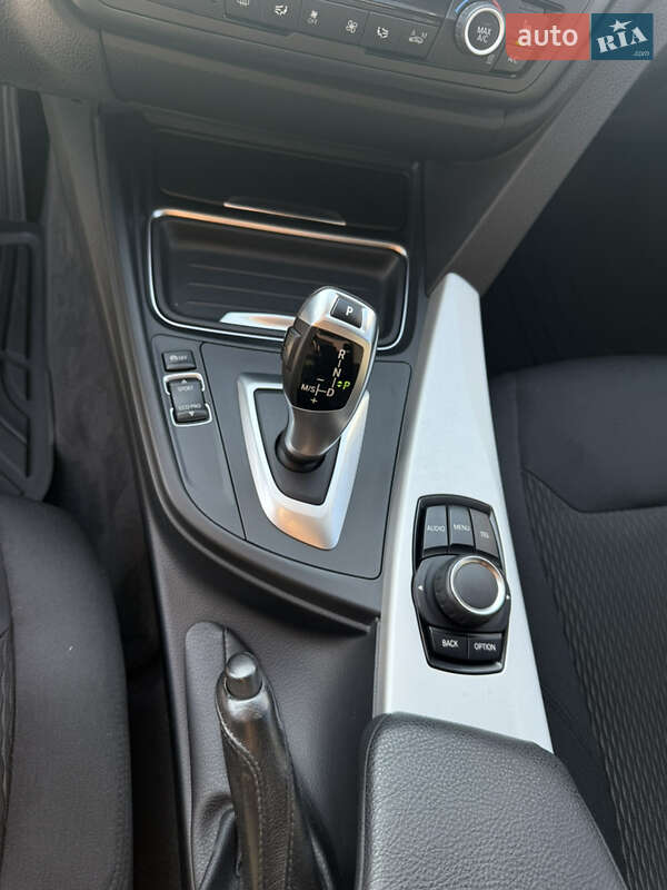 Седан BMW 3 Series 2013 в Виннице