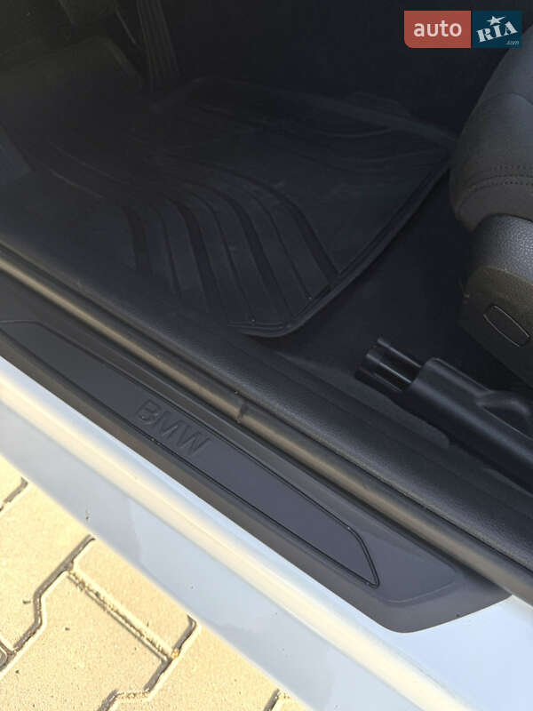 Седан BMW 3 Series 2013 в Виннице