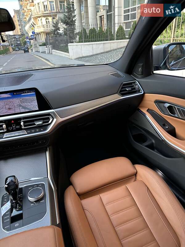 Седан BMW 3 Series 2020 в Киеве фото 36 Седан BMW 3 Series 2020 в Киеве