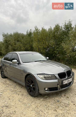Седан BMW 3 Series 2009 в Івано-Франківську